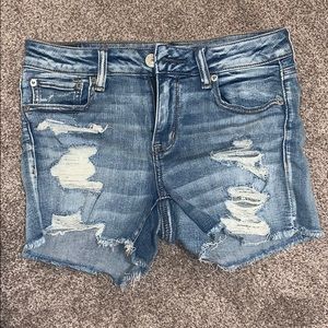 NWOT American eagle distressed denim short